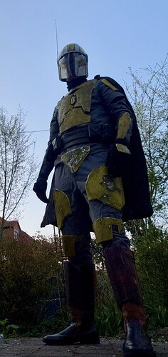 photo_5332337739669641440_y